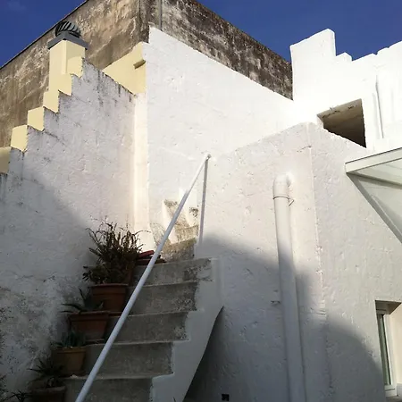 펜션 La Casa Dell'arciprete - Centro Storico 미사니아
